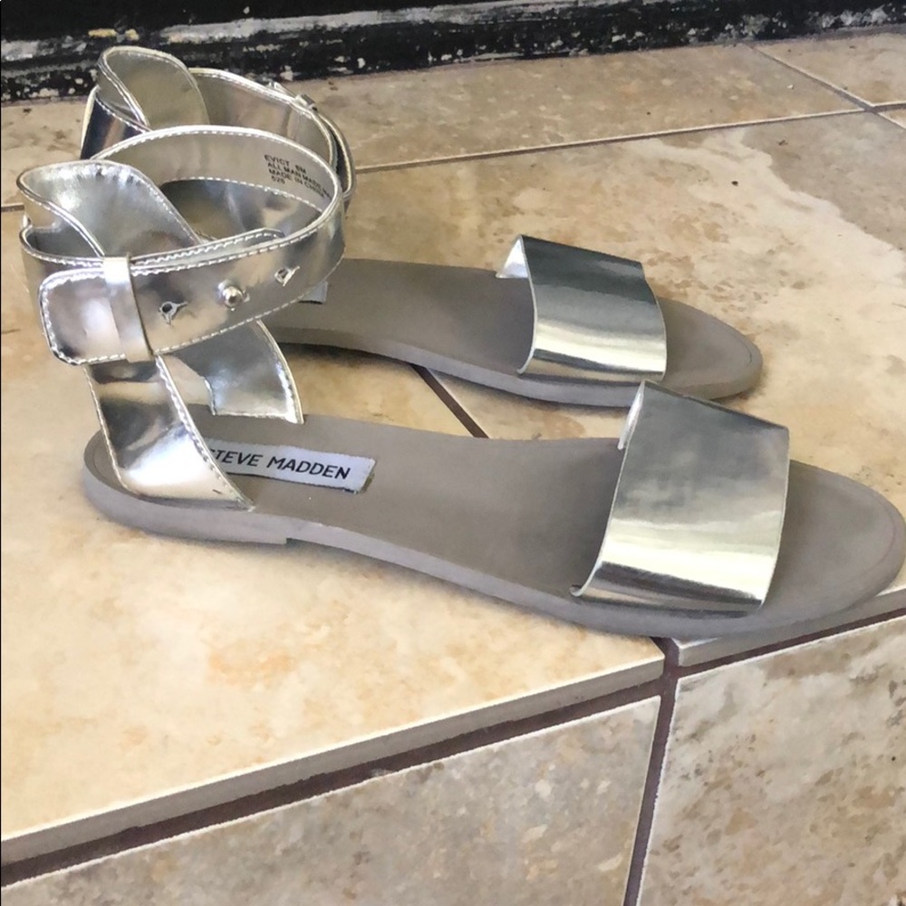 Steve Madden sandals